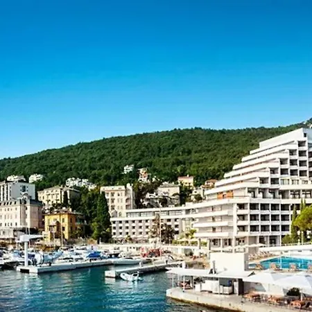 Kristal - By Liburnia & 호텔 오파티아