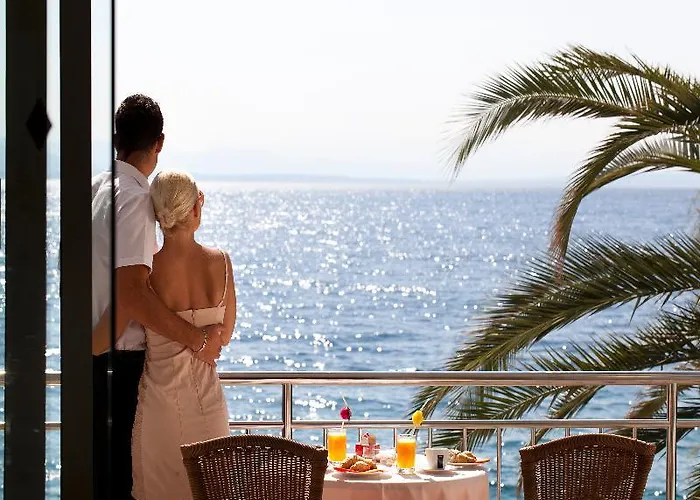 Отель Kristal - By Liburnia & 4*